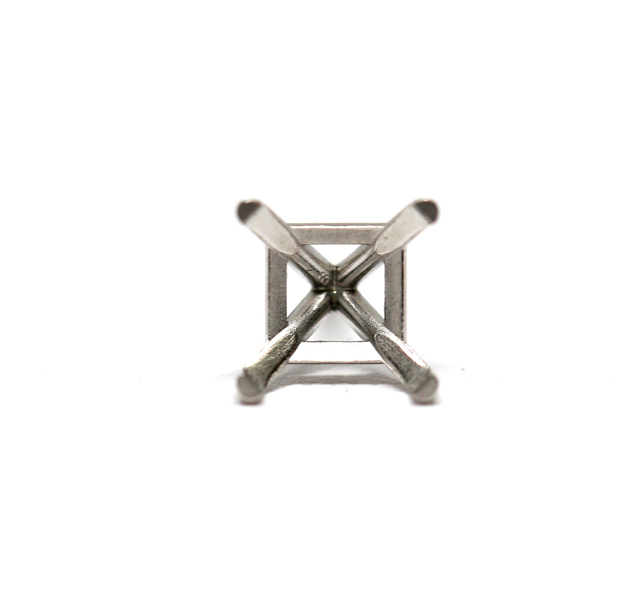 14K White Gold 4-Prong Martini Screwback Earring Setting
