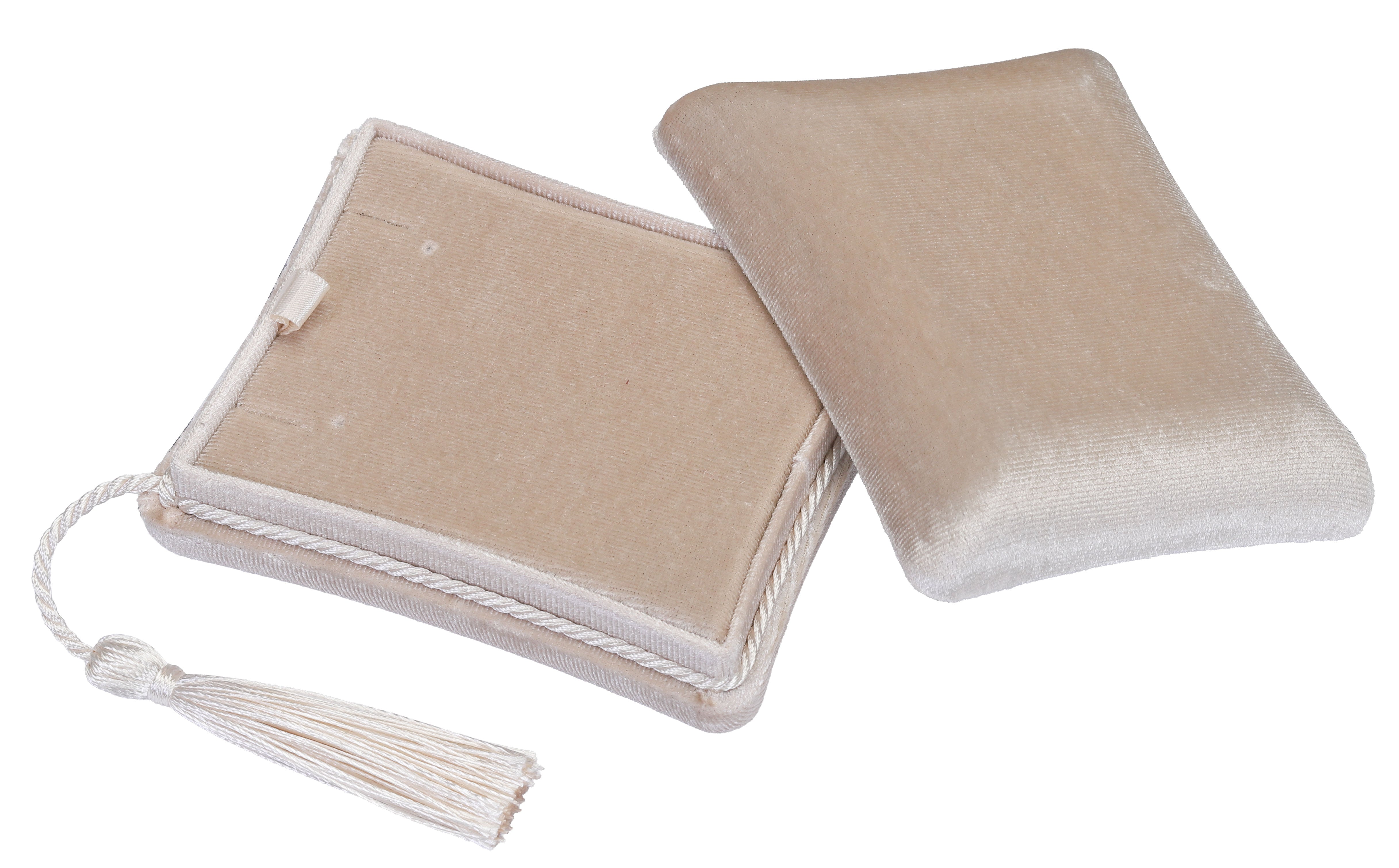 Earring/Pendant Box with Tassle