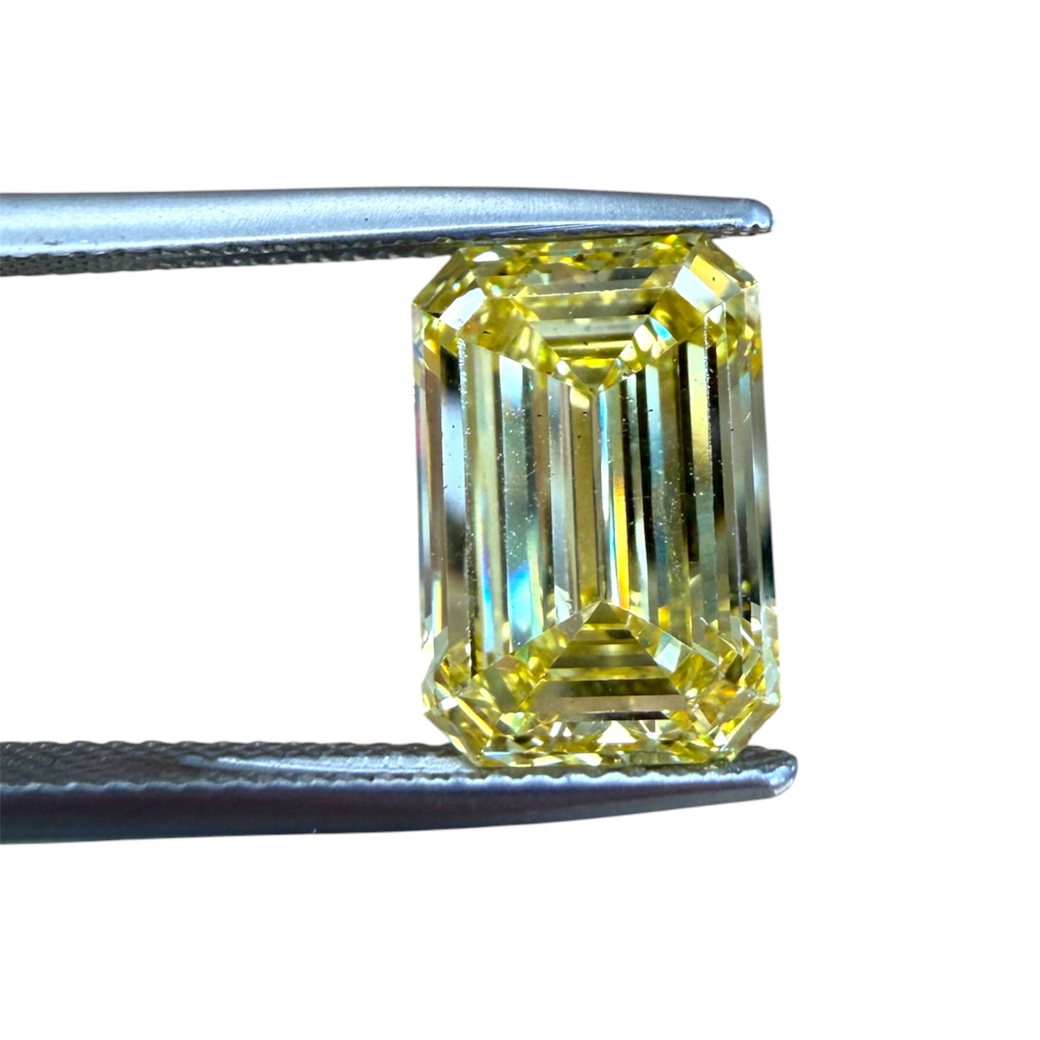 IGI Certified Yellow Emerald Lab Diamond